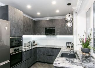 3-ком. квартира на продажу, 90 м2, Тюмень, улица Раушана Абдуллина, 2, ЖК Кристалл