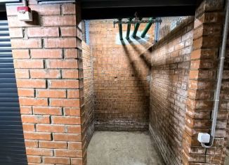 Продается гараж, 10 м2, Кудрово, Солнечная улица, 10к1