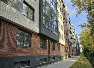 Продаю 1-ком. квартиру, 41.5 м2, Калининград, Советский проспект, 238А