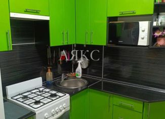 Продам 2-ком. квартиру, 44 м2, Ишимбай, улица Губкина, 43