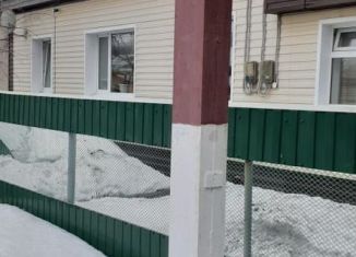 Продам трехкомнатную квартиру, 51 м2, Юрга, Загородная улица, 2