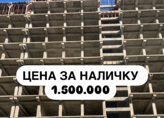 Продается квартира студия, 33 м2, Махачкала, проспект Насрутдинова, 158