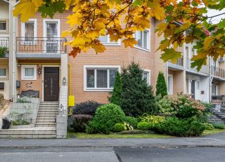 Продаю таунхаус, 350.4 м2, Санкт-Петербург, метро Озерки, Береговая улица, 18к2