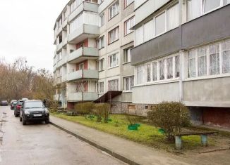 Продажа 2-ком. квартиры, 42.8 м2, Калининград, Ясная улица, 9