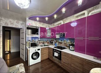 Продажа 3-ком. квартиры, 60.9 м2, Коряжма, улица Набережная им. Н. Островского, 51В