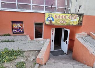 Продажа торговой площади, 88.2 м2, Киров, улица Свободы, 158