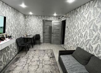Продам двухкомнатную квартиру, 44.1 м2, Мурманск, проспект Героев-Североморцев, 78к3