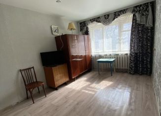 Сдаю 1-комнатную квартиру, 30 м2, Дзержинск, улица Терешковой, 4