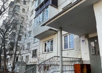 Продам 2-комнатную квартиру, 49 м2, Челябинск, улица Молодогвардейцев