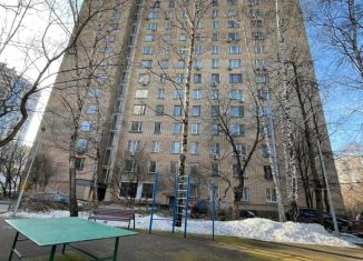 Продается 2-комнатная квартира, 61 м2, Москва, улица Пудовкина, 6к3, метро Кутузовская