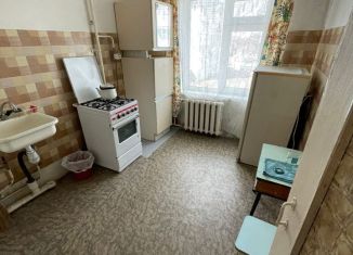 Продам 1-комнатную квартиру, 33 м2, село Серёдка, улица Родионова