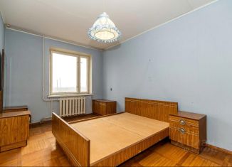 4-комнатная квартира на продажу, 86 м2, посёлок городского типа Яблоновский, Космическая улица