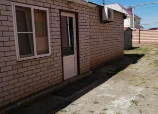 Сдаю дом, 50 м2, станица Благовещенская, переулок Самбурова, 37