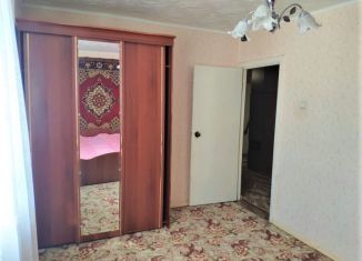 Продается 3-комнатная квартира, 68.8 м2, Свердловская область, улица Гайдара