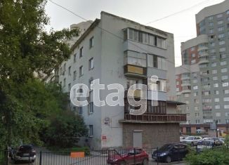 Продажа 3-комнатной квартиры, 60 м2, Екатеринбург, улица Саввы Белых, 13, улица Саввы Белых