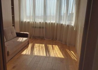 Сдам в аренду 1-ком. квартиру, 38 м2, Анапа, Владимирская улица, 154к2, ЖК Трио