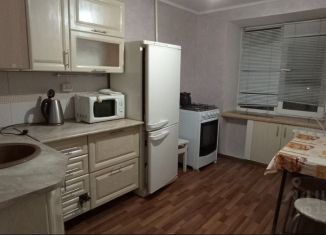 Аренда 4-комнатной квартиры, 79 м2, Оренбургская область, Пролетарская улица, 261