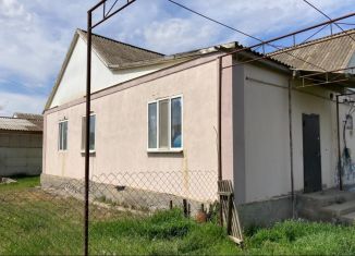 Продаю дом, 95 м2, село Терекли-Мектеб, улица Крупской