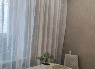 Продается однокомнатная квартира, 42 м2, Курская область, проспект Анатолия Дериглазова, 107