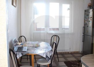 Продажа двухкомнатной квартиры, 66.6 м2, посёлок городского типа Яблоновский, Солнечная улица