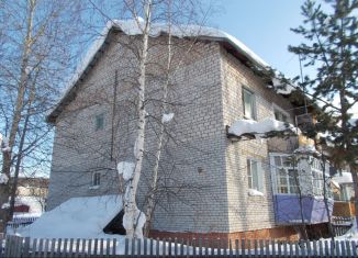 Продается 4-комнатная квартира, 74 м2, рабочий поселок Улькан, улица Дзержинского