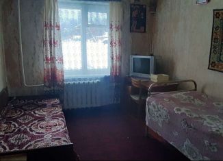 Продажа 2-комнатной квартиры, 53.5 м2, поселок городского типа Спирово, Страховой переулок, 3