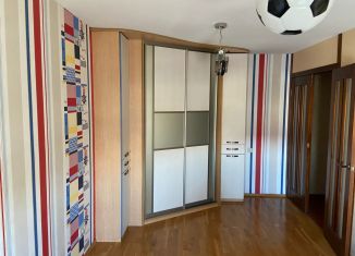 Сдам двухкомнатную квартиру, 47 м2, Омск, проспект Карла Маркса, 37