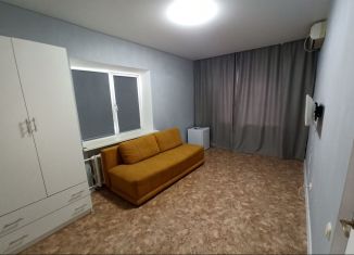 Сдается 2-комнатная квартира, 36 м2, Калмыкия, улица Хонинова
