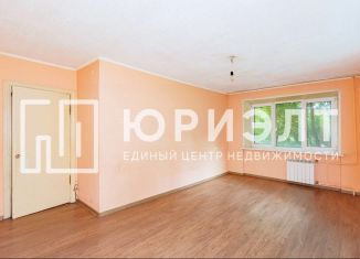 Продажа 3-ком. квартиры, 60 м2, Екатеринбург, улица Индустрии