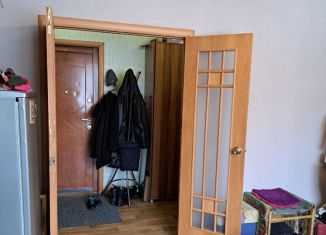 Продается двухкомнатная квартира, 54 м2, Кемеровская область, проспект Шахтёров, 41