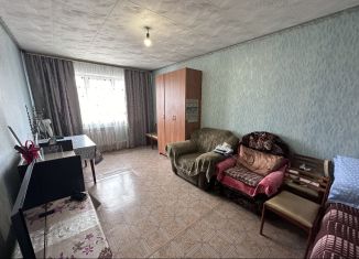 Продаю 3-комнатную квартиру, 62 м2, поселок городского типа Новый Городок, Киевская улица, 51