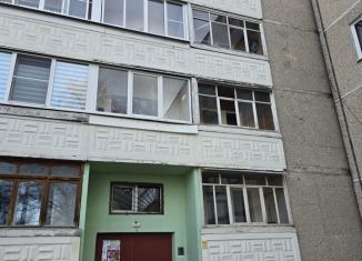 Продается двухкомнатная квартира, 54.2 м2, Московская область, улица Мичурина, 13