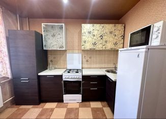 Продаю 1-комнатную квартиру, 35 м2, Астраханская область, улица Агурина, 9