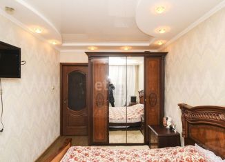 Продается 2-комнатная квартира, 51.5 м2, Тюмень, Локомотивная улица, 79