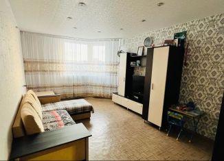 Продается двухкомнатная квартира, 50.5 м2, Татарстан, улица Менделеева, 36