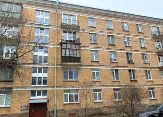 Продажа трехкомнатной квартиры, 80.8 м2, Санкт-Петербург, проспект Стачек, 92