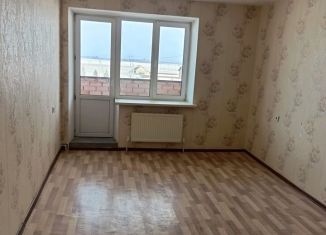 Продам 1-комнатную квартиру, 39 м2, поселок городского типа Уруссу, улица Фаниса Каримова, 2