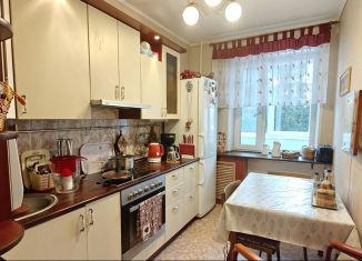 Продается 3-комнатная квартира, 64.2 м2, Петрозаводск, Комсомольский проспект, 25, район Кукковка