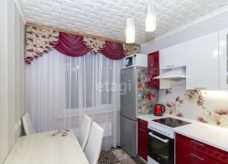 Продается трехкомнатная квартира, 65.2 м2, Тюмень, улица Самарцева, 20
