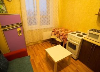 Сдается в аренду 1-комнатная квартира, 36 м2, Свердловская область, улица Софьи Перовской, 106
