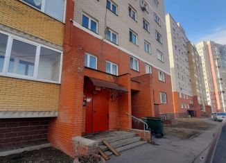 Продам двухкомнатную квартиру, 57.4 м2, Омск, улица Крупской, 38