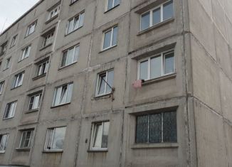 Продажа трехкомнатной квартиры, 66 м2, Новокузнецк, улица Олеко-Дундича, 15