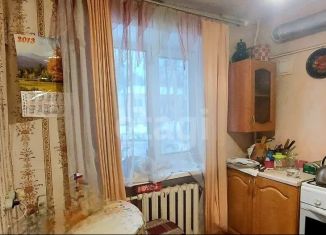 Продаю 2-комнатную квартиру, 42.2 м2, Смоленская область, Революционная улица, 13