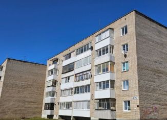 Продается двухкомнатная квартира, 478 м2, Свердловская область, улица Гробова