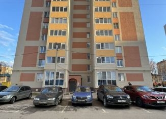 Продается двухкомнатная квартира, 66.4 м2, Саранск, улица Фурманова, 23