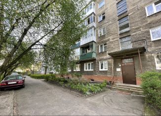 Продается 2-комнатная квартира, 47 м2, Калининград, Курганская улица, 10