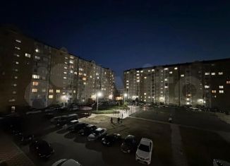 Двухкомнатная квартира на продажу, 78 м2, Каспийск, Дербентская улица, 10А