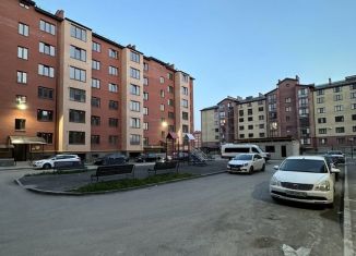 Продается трехкомнатная квартира, 81 м2, Владикавказ, ЖК Новый город, улица Билара Кабалоева, 12Б