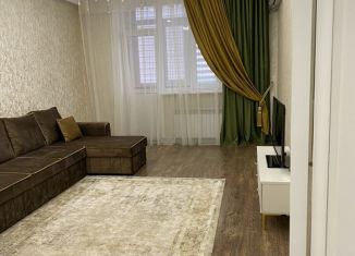 Двухкомнатная квартира в аренду, 80 м2, Дагестан, улица Надежды, 3А