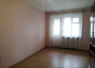 Трехкомнатная квартира на продажу, 58 м2, Каменск-Шахтинский, улица Ворошилова, 17